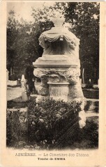 Asnieres Le Cimetiere des Chiens, Tombe Emma France -
													92 Hauts de Seine
												