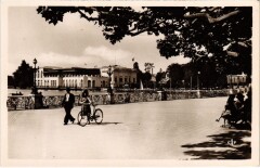Enghien les Bains La Jetee et le Casino France -
																					95880 Enghien-les-Bains
																			