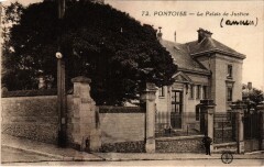 Pontoise Le Palais de Justice France à Pontoise