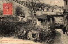 Pontoise Musee Tavet, Dolmen de Dampont France à Pontoise