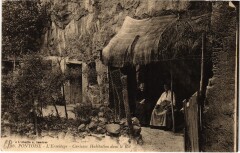 Pontoise L'Ermitage, Curieuse Habitation dans le Roc France à Pontoise