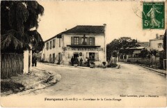 Fourqueux Carrefour de la Croix-Rouge