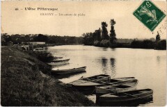 Eragny Les canots de peche France