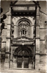 Belloy Eglise Saint-Georges, Le Portail France