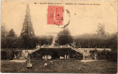 Saint-Prix Escalier du Chateau de la Ferme France à Saint-Prix