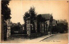 Taverny Rue Carnot France à Taverny