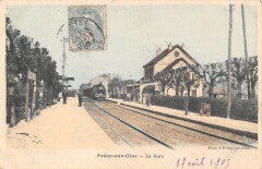 Pierrefonds / La Gare / Train à Pierrefonds