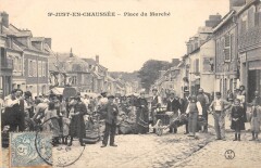 Saint Just En Chaussee / Place Du Marche