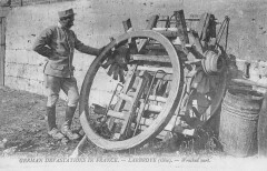 German Devastations In France - Larbroye - Wrecked Cart - Poilu à Larbroye