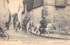 Patrouille De Chasseurs Dans Les Environs De Senlis à Senlis