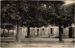 Monchy-Humieres Place du Chateau
