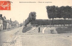 Saint Just En Chaussee - Place De Largilliere -
													60 Oise
												