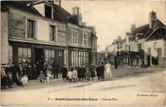 Saint-Laurent-des-Eaux Grande Rue