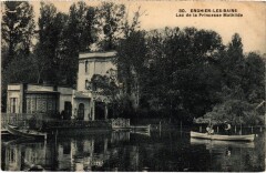 Enghien les Bains Lac de la Princesse Mathilde France à Enghien-les-Bains