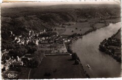 La Roche-Guyon Vue aerienne France à La Roche-Guyon