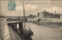 Courseulles-sur-Mer L'Avant-Port à Courseulles-sur-Mer