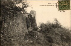 Hede-Une Allée des Remparts