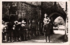 Perouges extrait du film Les trois mousquetaires