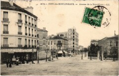 Issy-les-Moulineaux Avenue de la République -
																					92130 Issy-les-Moulineaux
																			