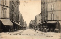 Levallois-Perret Rue Carnot vers le Marché à Levallois-Perret