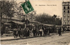 Asnieres Place du Marché