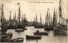 Port en Bessin Barques dans les Bassins France -
													14 Calvados
												