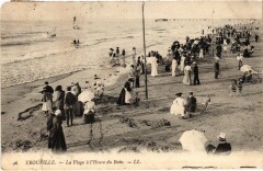 Trouville La Plage a l'Heure du Bain France