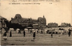 Houlgate Le Gran Hotel vu de la Plage France à Houlgate
