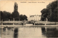 Malnoue Ancien Monastere - Vue de l'Etang