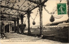 Ferrieres-en-Brie La Tonnelle du Jardin d'Hiver