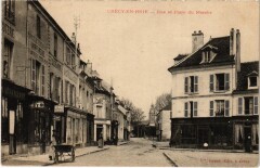 Crecy-en-Brie Rue et Place du Marche