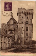 Crouy-sur-Ourcq Ruines de l'Ancien Chateau à Crouy-sur-Ourcq