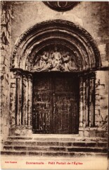 Donnemarie-en-Montois Petit Portail de l'Eglise