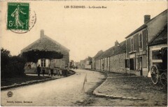 Les Ecrennes La Grande Rue