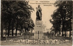 Vincennes Statue du General Daumesnil à Vincennes