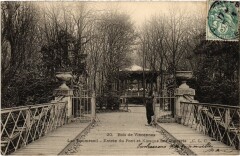 Bois de Vincennes - Lac Daumesnil - Entrée du Pont et Kiosque des Concerts à Paris 12e