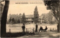 Vincennes Pavillon des Bois et Forets à Vincennes