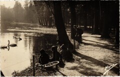 Vincennes Loisirs des enfants au lac des Minimes à Vincennes