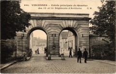 Vincennes Entree principale du Quartier à Vincennes