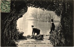 Vincennes Grotte du Lac Daumesnil à Vincennes