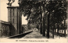 Vincennes Entree du Fort et les Jardins à Vincennes