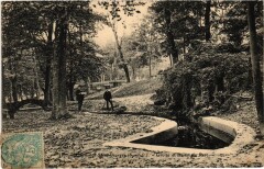 Villeneuve Saint-Georges Grotte et Bassin du Parc à Villeneuve-Saint-Georges