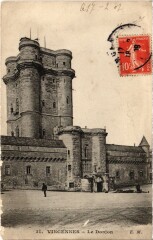 Vincennes Le Donjon à Vincennes