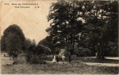 Vincennes une Pelouse à Vincennes