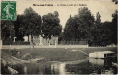 Mary-sur-Marne Le Bateau Lavoir et le Chateau à Mary-sur-Marne