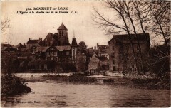 Montigny-sur-Loing L'Eglise et le Moulin vus de la Prairie à Montigny-sur-Loing