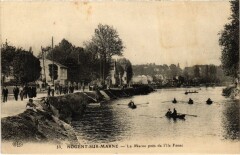 Nogent sur Marne La Marne pres de l'Ile Fanac à Nogent-sur-Marne