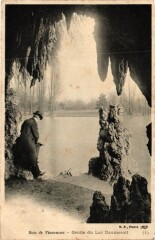 Vincennes Grotte du Lac Daumesnil à Vincennes