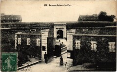 Ivry Le Fort