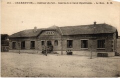 Charenton Caserne de la Garde Republicaine